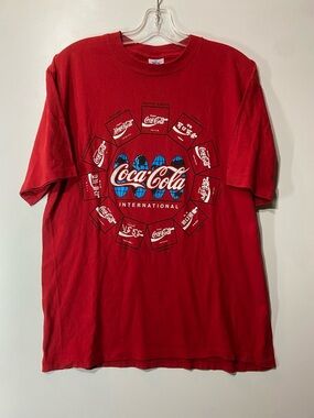 Vintage 90s Coca Cola Red International Logo Short Sleeve Tee
